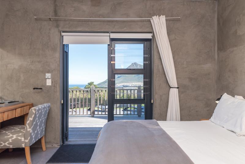 7 Bedroom Property for Sale in San Michel Western Cape